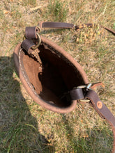 Load image into Gallery viewer, Leather on the Go Purse