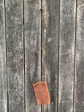 Load image into Gallery viewer, Leather on the Go Purse