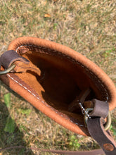 Load image into Gallery viewer, Leather on the Go Purse